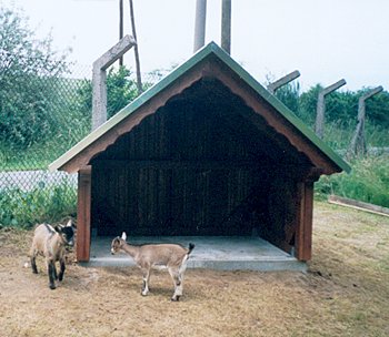 Tierunterkünfte